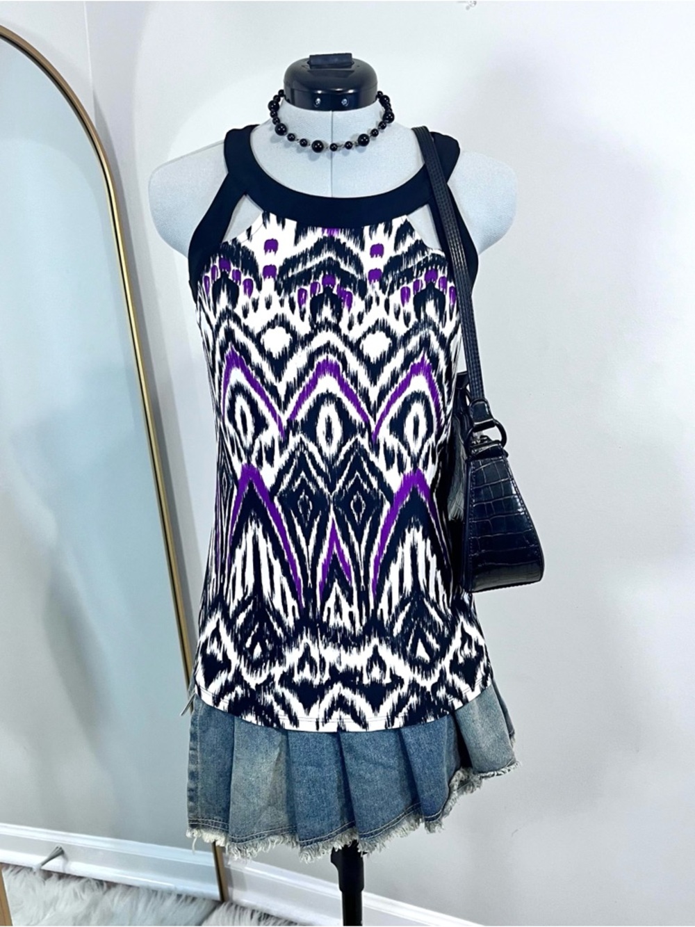 Sleeveless Keyhole Ikat Black & Purple Abstract Patterned Sleeveless Top